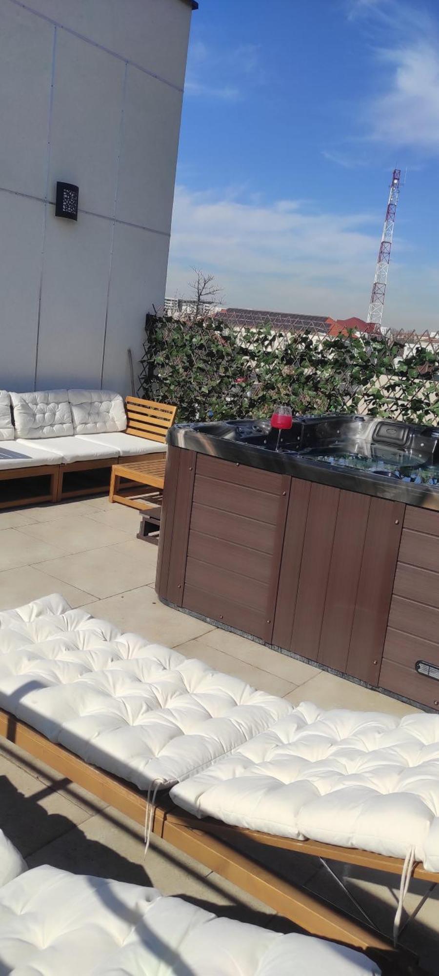 Hotel Fantazia Oradea - Self Check In & Out Exterior photo